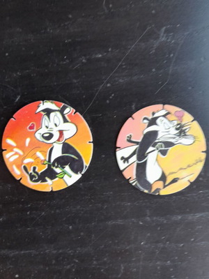 Pepe Le Pew cap collection used, set of 2