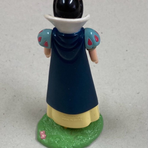Disney Plastic Snow White In good condition Price 4.50 Euros