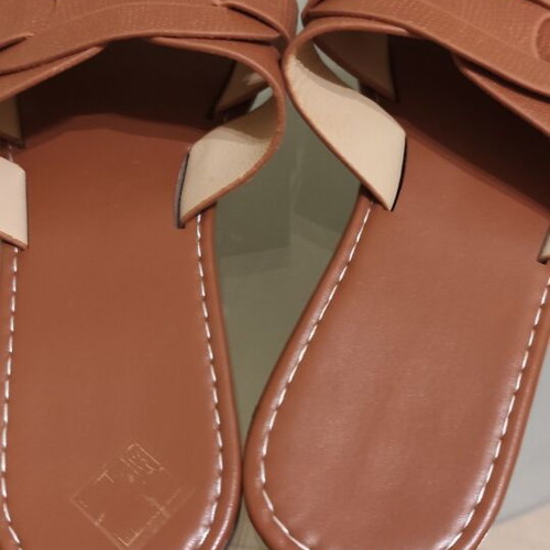 Flat sandals brown like new, size 39, flip-flops style