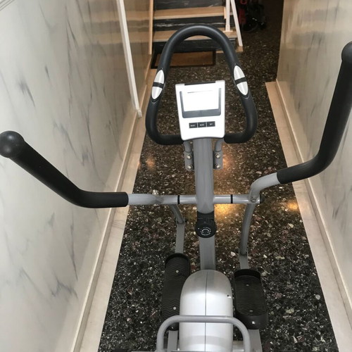 Elliptical Machine Pegasus K7.9H8 Like New