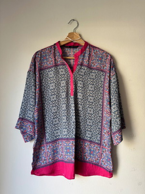 Printed Tunic Top Zara size S like new, multicolor