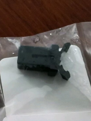 Κλιπ για καπάκι Yamaha X-Max και X-City καινούργιο