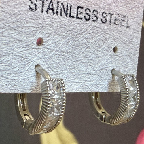 Earrings new, silver color