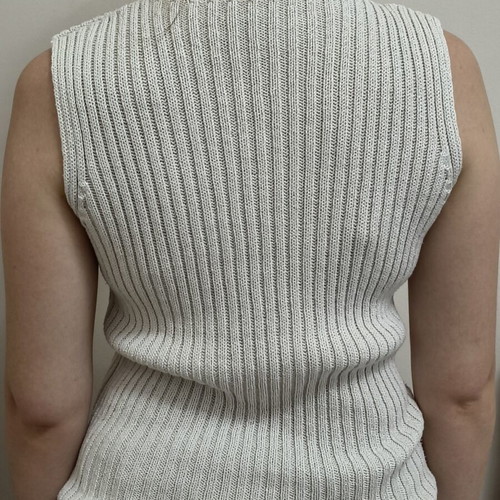 Knitted sleeveless top rib knit in ecru like new