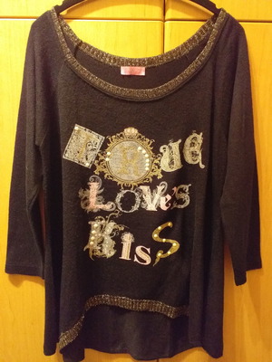 Blouse new black wide with three-quarter sleeve and asymmetric embroidery