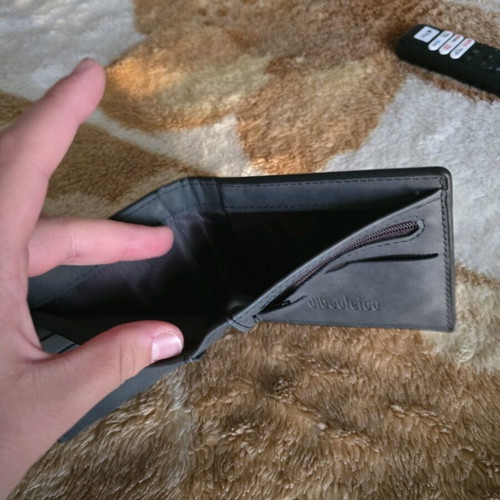 Men's wallet black like new