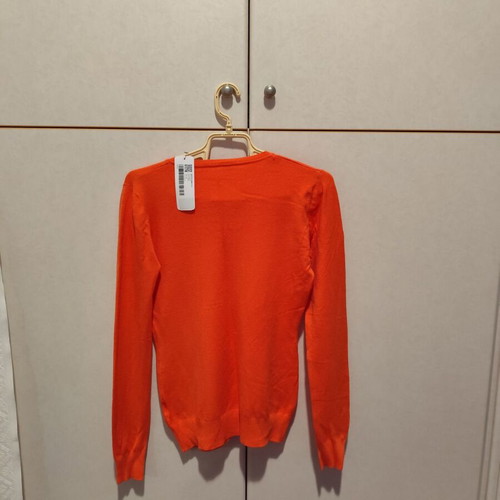 Celestino orange pullover new, size small
