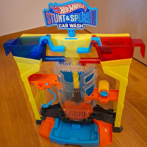 Hot Wheels Car Wash like new