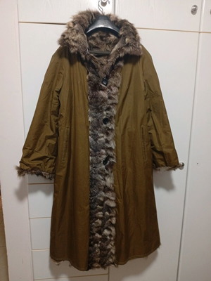 Waterproof coat used with real fur handmade reversible