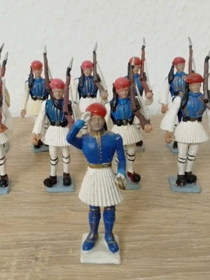 Athina Evzones figures used, blue uniform