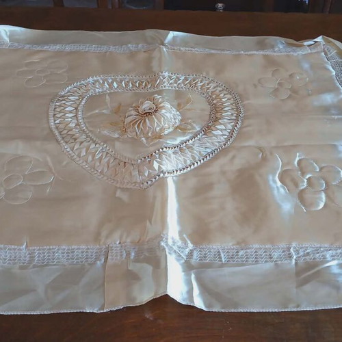 Handmade satin pillowcase like new