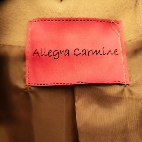 Wool coat camel beige Allegra Carmine new
