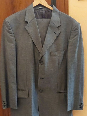 Men's suit like new, size 52