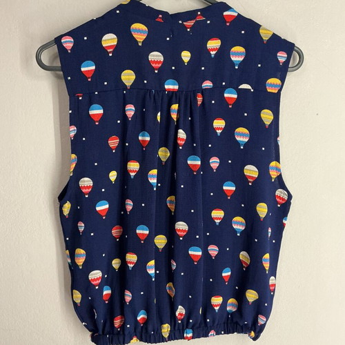 Crop Shirt M new, colorful balloon print