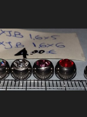 Body piercing new barbell balls