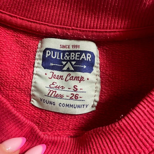 Pull and Bear red sweatshirt used, size S