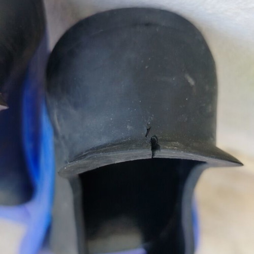 Swim fins used, size 35-37, Intex, torn
