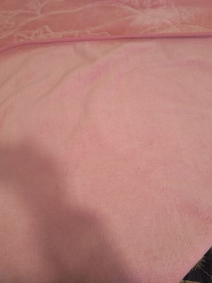 Pink quilt like new