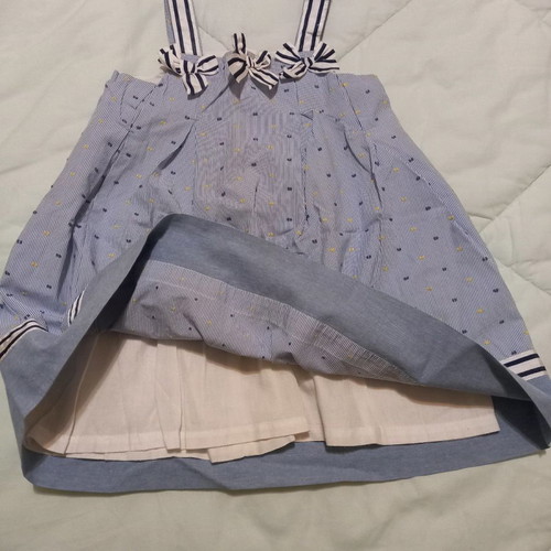 Clothing pack No.4 like new with dresses, skirt and t-shirt