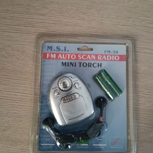 M.S.I FM Auto Scan Radio like new