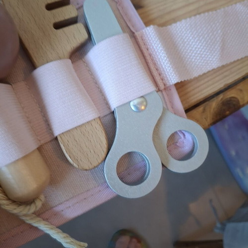 JaBaDaBaDo Wooden Hairdressing Set with Belt like new