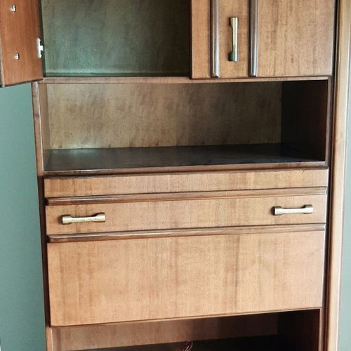 Unit used with hidden lighting in very good condition