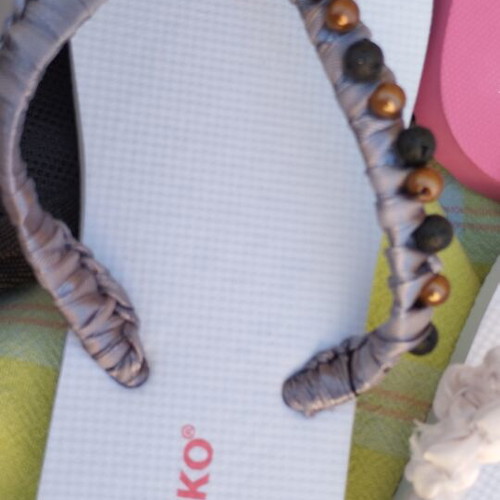 Mitsuko handmade flip flops new, colorful with pearls and shells