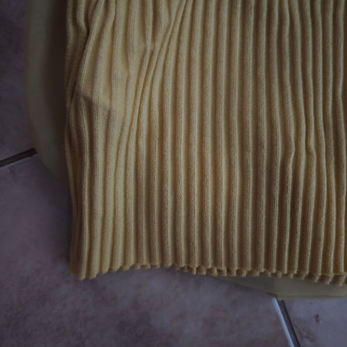 Zara crop top with tulle rose, yellow mustard, size S