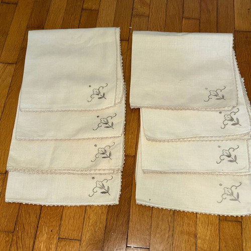 Vintage linen napkins with embroidery and lace set (1960s)
