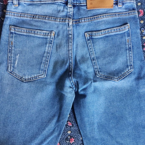 Zara denim bermuda with rips like new, 9 years old