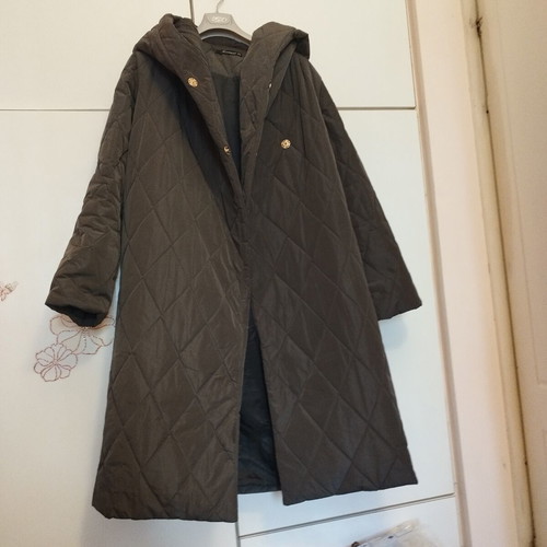 Long quilted waterproof coat Innocent like new, one size, khaki gray