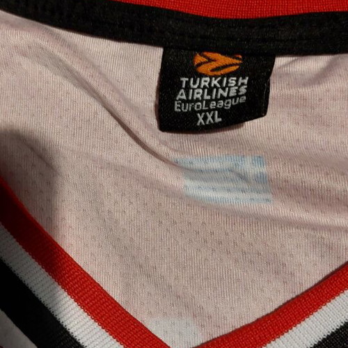 Olympiacos Fournier Final Four 2026 Jersey 2XL like new