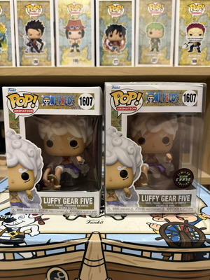 Funko POP! One Piece Luffy Gear Five #1607 and Chase new in box