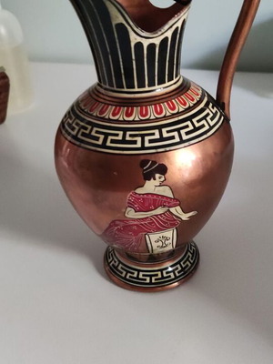 Bronze amphora like new