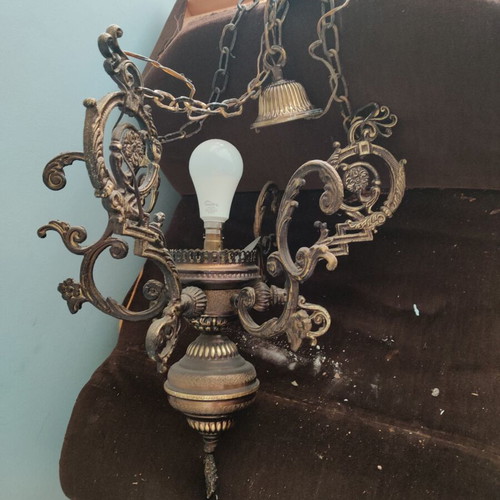 Ceiling light used