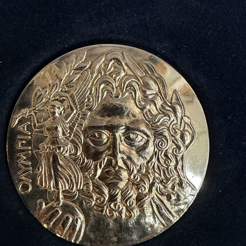 Athletes Medal 1896 Olympic Games Official Replica like new