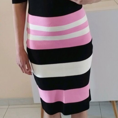 Brigitte boutique knitted dress like new, midi, fitted, black and pink