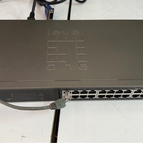 Level One Ethernet Switch PSW-2450 GSW-2457 24 Port like new