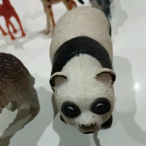 Animal figures like new, pack of 47 pieces