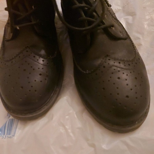 Women's black ankle boots size 39 like new, worn minimally