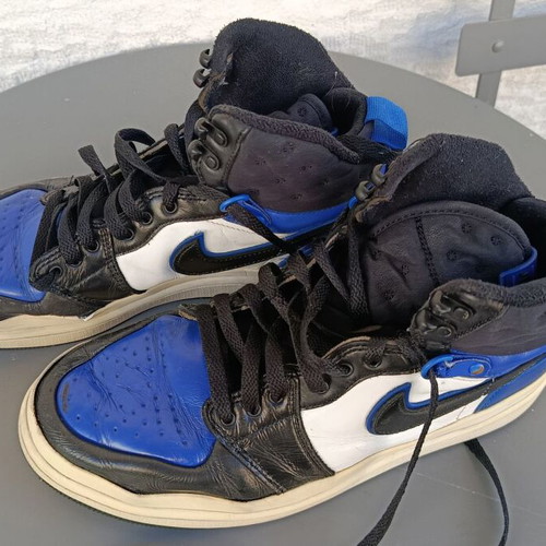Nike Air Jordan 1 Acclimate Women athletic shoes used, size 42, white and blue