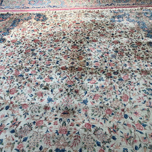 Kerman carpet used, 5.60 x 4.14 m, wool and silk