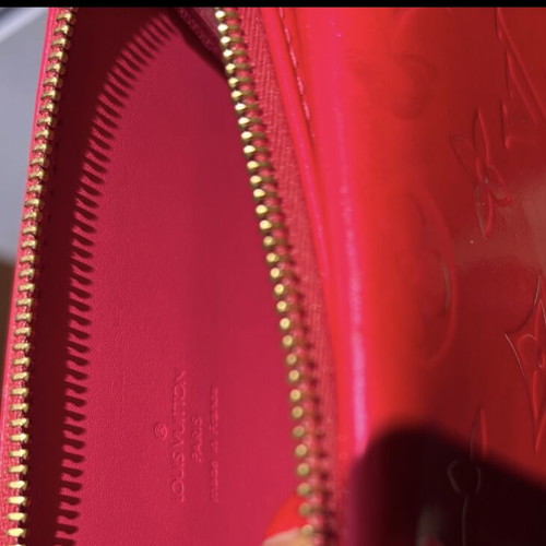 Louis Vuitton Mott Vernis shoulder bag like new, fuchsia
