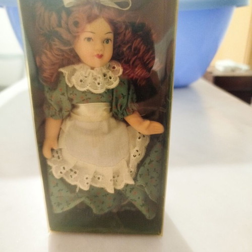 Porcelain dolls retro vintage new in boxes set