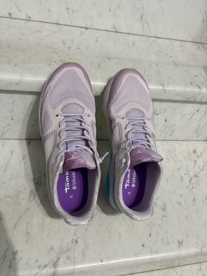 Tamaris slip on sneakers like new, purple, size 39
