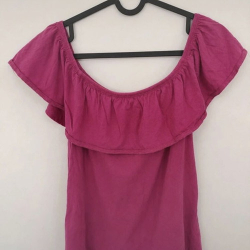 Off Shoulder Blouse magenta, like new, size L
