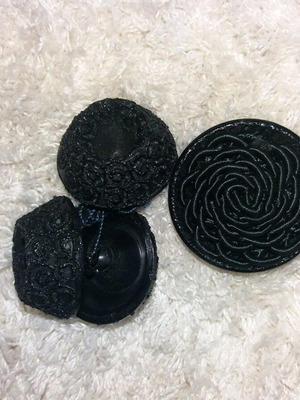 Coat buttons like new, set of 3+1