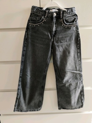 Jeans pants and shorts used, sizes 8 and 9, Zara