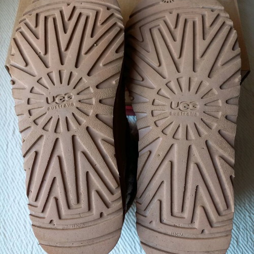 Ugg boots used, size 39, tan color