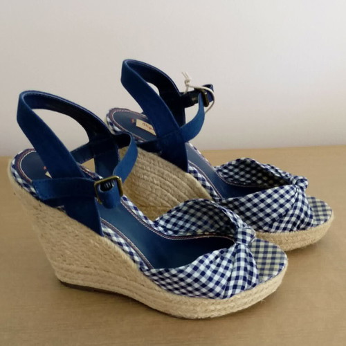 Pepe Jeans espadrille sandals size 38 like new, blue and white